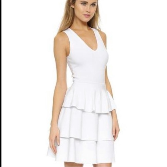 Parker Dress - Ruffle Bermuda in White size Medium - Picture 2 of 5